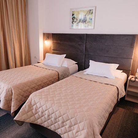 Hotel Slavija Belgrade Exterior photo