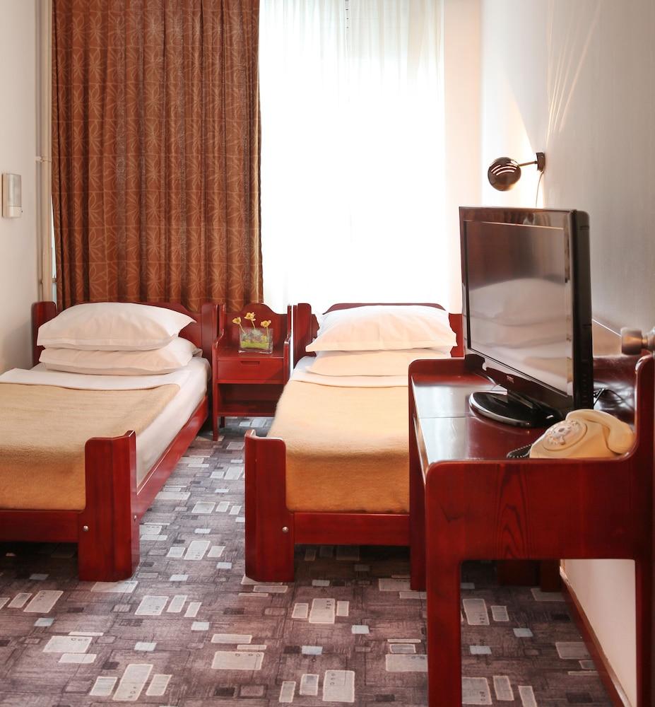 Hotel Slavija Belgrade Exterior photo