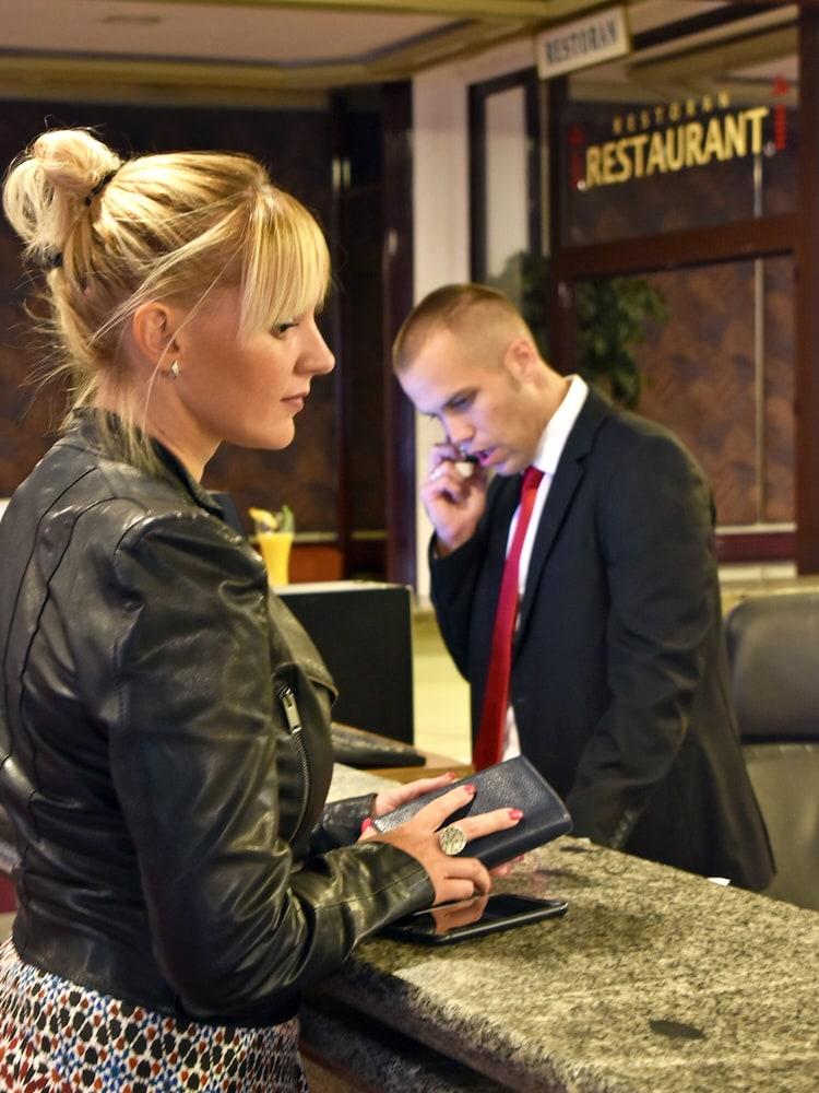 Hotel Slavija Belgrade Exterior photo