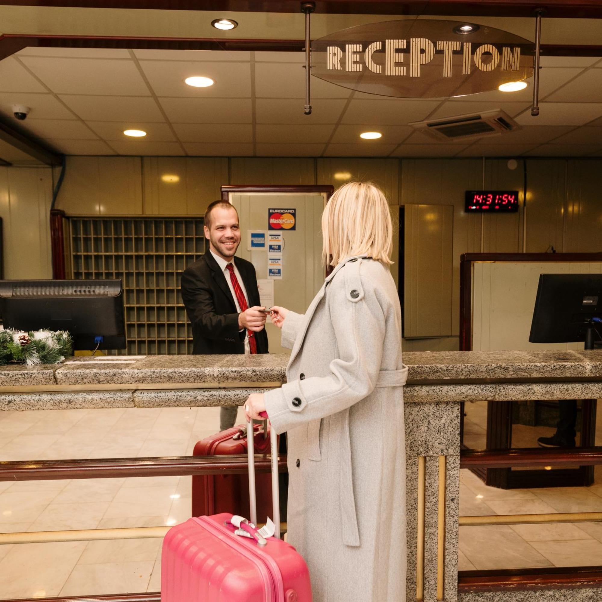 Hotel Slavija Belgrade Exterior photo