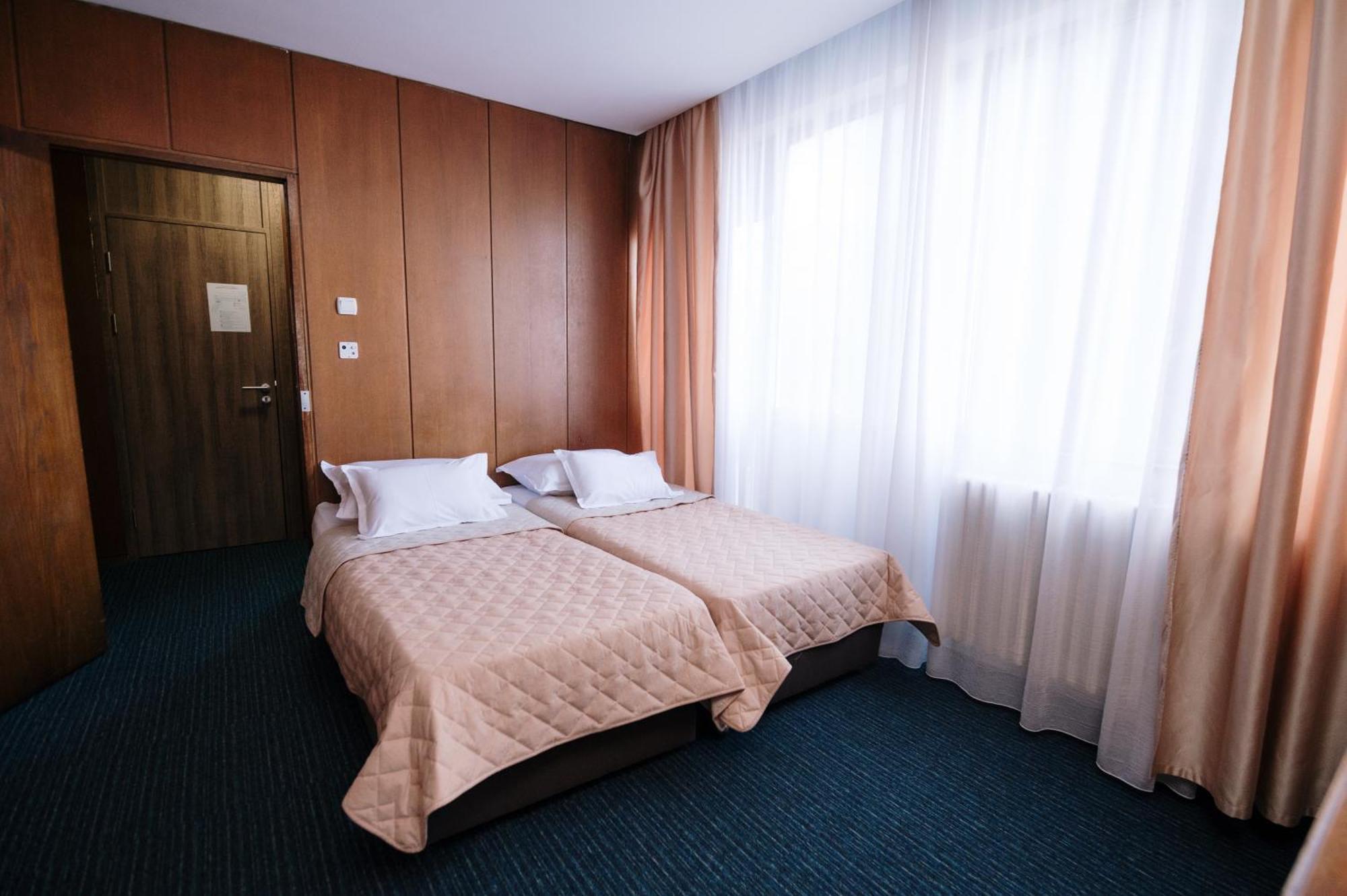 Hotel Slavija Belgrade Room photo